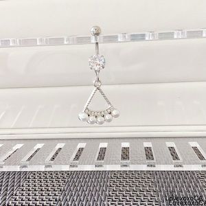 Belly ring/ navel ring